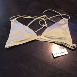 NWT Large Kendall / Kylie Olive Bikini Top 🌈